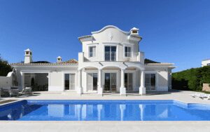 Villas vs. townhouses in Marbella – what is the difference?