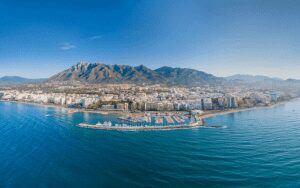 Property in Marbella: East vs. West