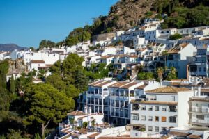 Enjoy an authentic Spanish lifestyle in Mijas Costa